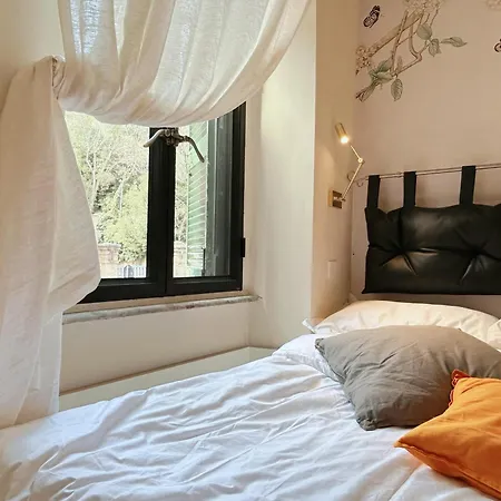 Dimora San Lazzaro Bed & Breakfast 4*